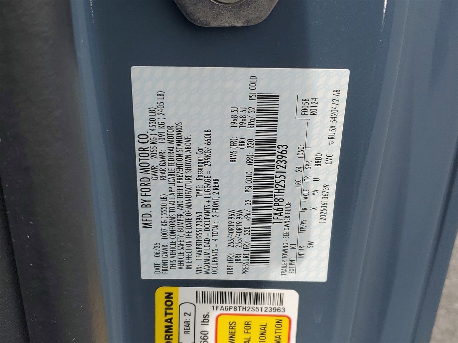 2025 Ford Mustang EcoBoost Premium